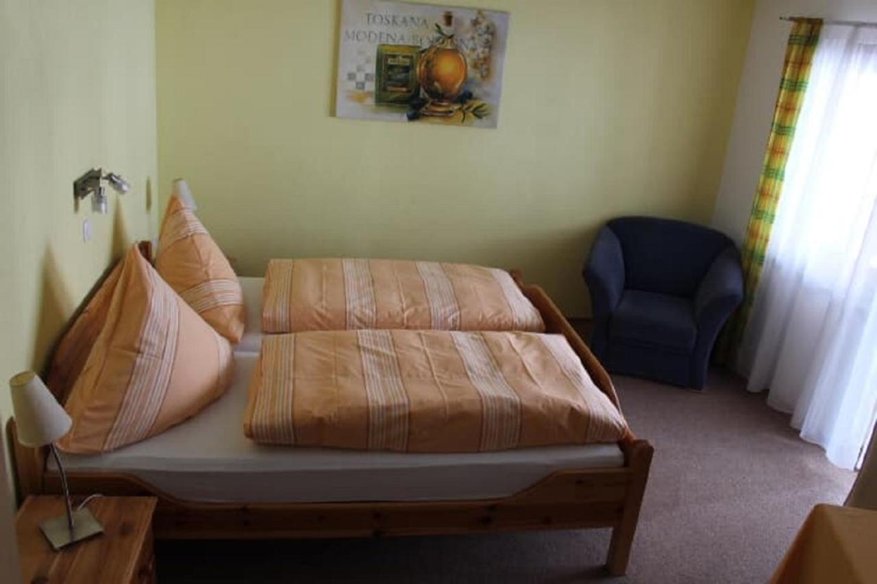 Pension Stauber Hohenburg ภายนอก รูปภาพ